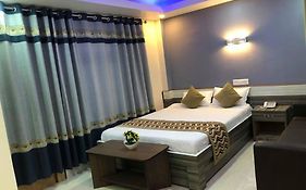 Yara Hotel